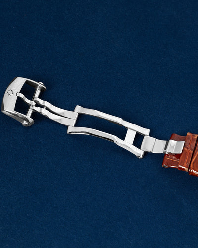 Carl F. Bucherer Manero Flyback 00.10919.08.13.01