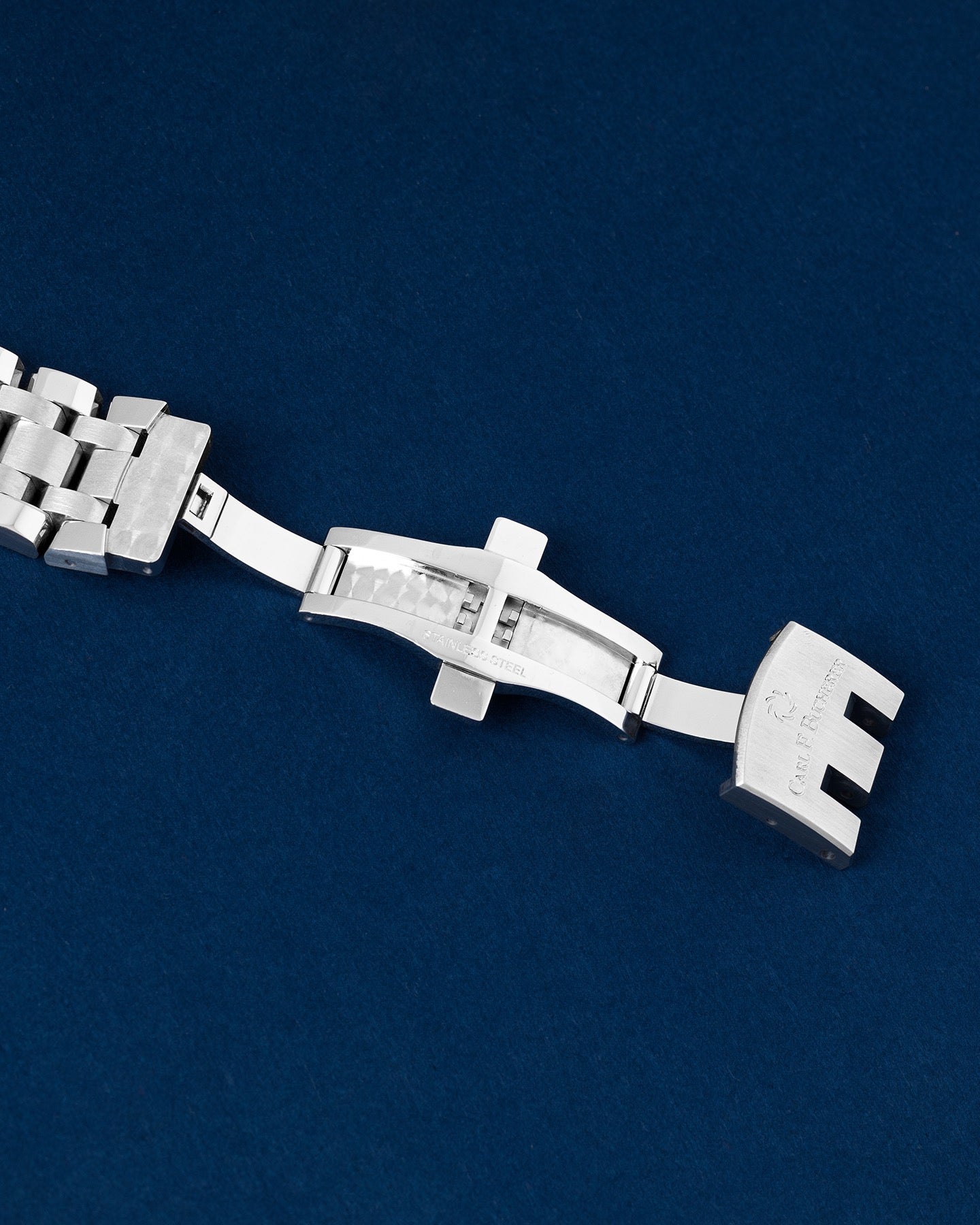 Carl F. Bucherer Patravi TravelTec GMT 00.10633.08.33.21