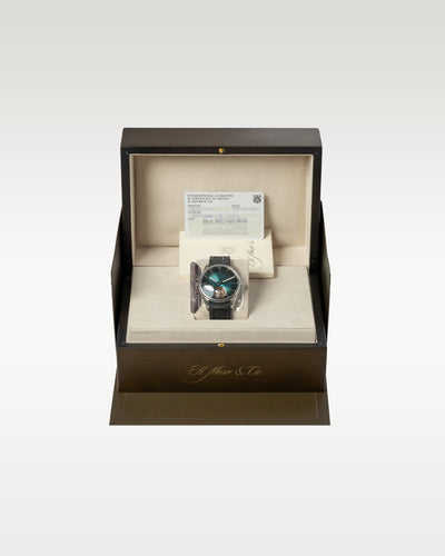 H.Moser & Cie. Pioneer Tourbillon 3804-1205