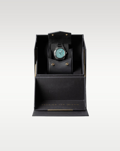 Girard-Perregaux Laureato 81010-11-3592-1GM