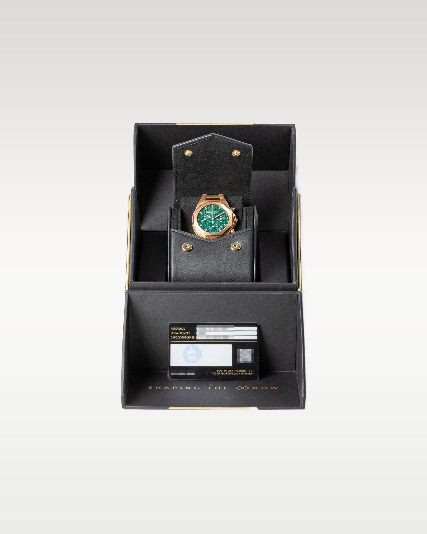 Rose Gold Girard-Perregaux Laureato Chronograph 42mm 81020 | Grand Caliber