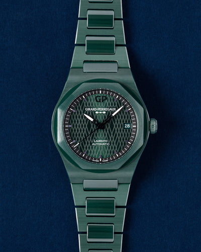 Girard Perregaux Laureato Green Aston Martin Edition 81005-32-3080-1CX, green ceramic case and cross-hatch dial, front view
