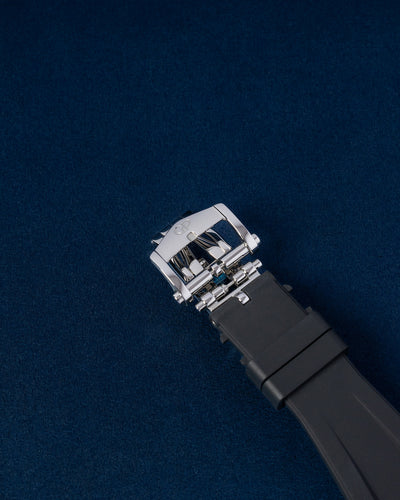 Girard Perregaux Laureato 81005-11-231-BB6A