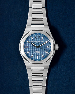 Girard Perregaux Laureato 81010-11-431-11A