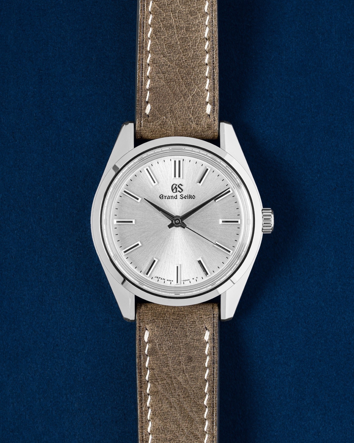 【ロイヤルブルー】 スリランカ産ロイヤルブルーサファイア 0.60ct AIGS鑑別付