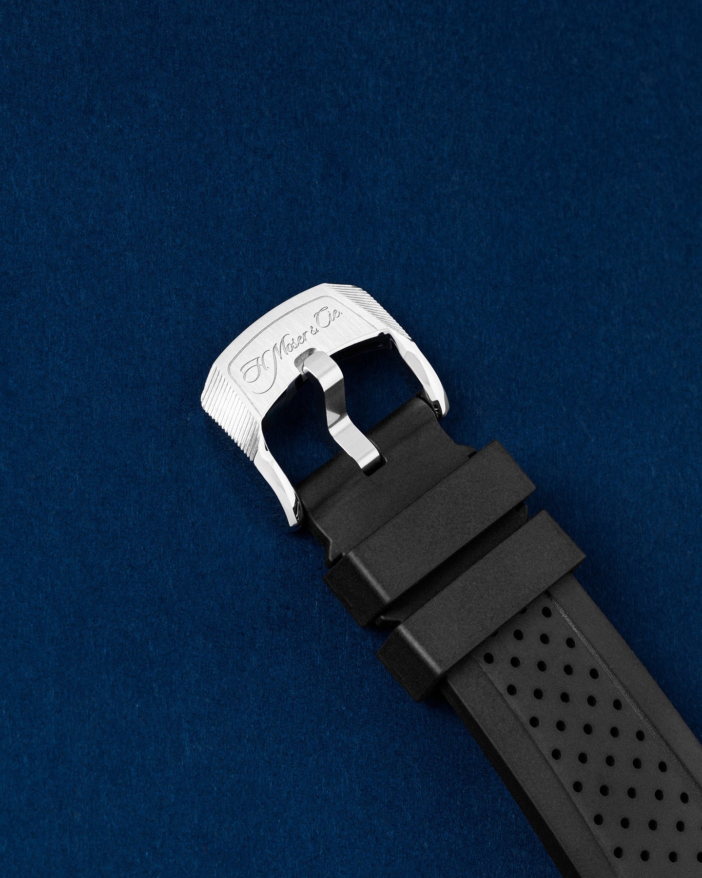 Arctic Blue fumé dial H.Moser & Cie Pioneer Tourbillon | Grand Caliber DFW