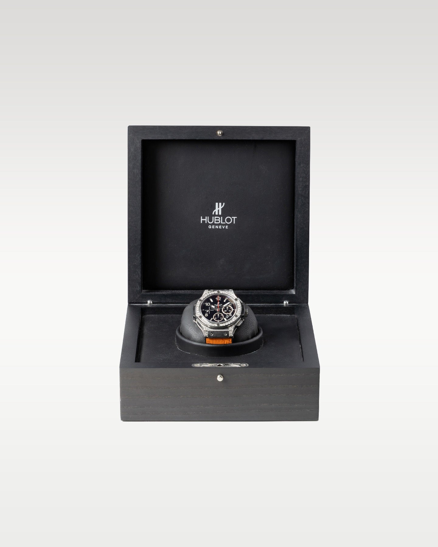 Aftermarket Diamond Hublot Big Bang 301.SX.130.RX | Grand Caliber Texas