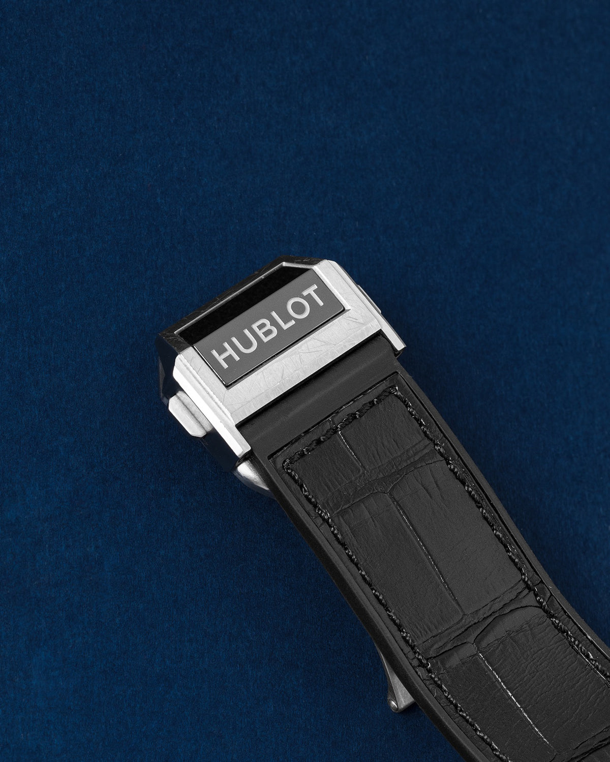 Hublot Square Bang Unico Titanium  821.NM.0170.RX