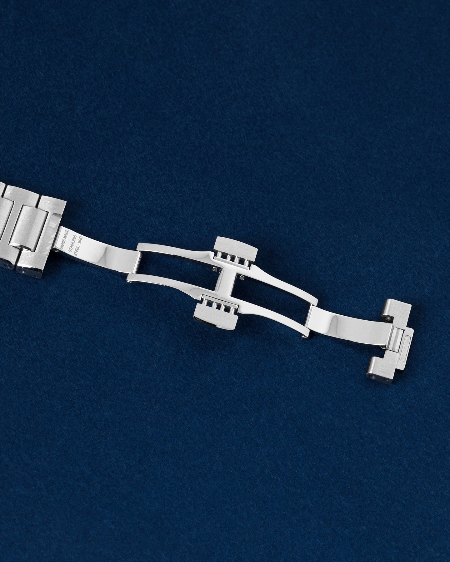 2025 blue dial IWC Ingenieur Automatic 40 IW328907 | Grand Caliber USA