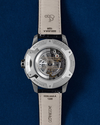 Animation dial Jacob & Co. Pioneer Excavator PI122.20.AB.AA.ACA4D | Grand Caliber Watches
