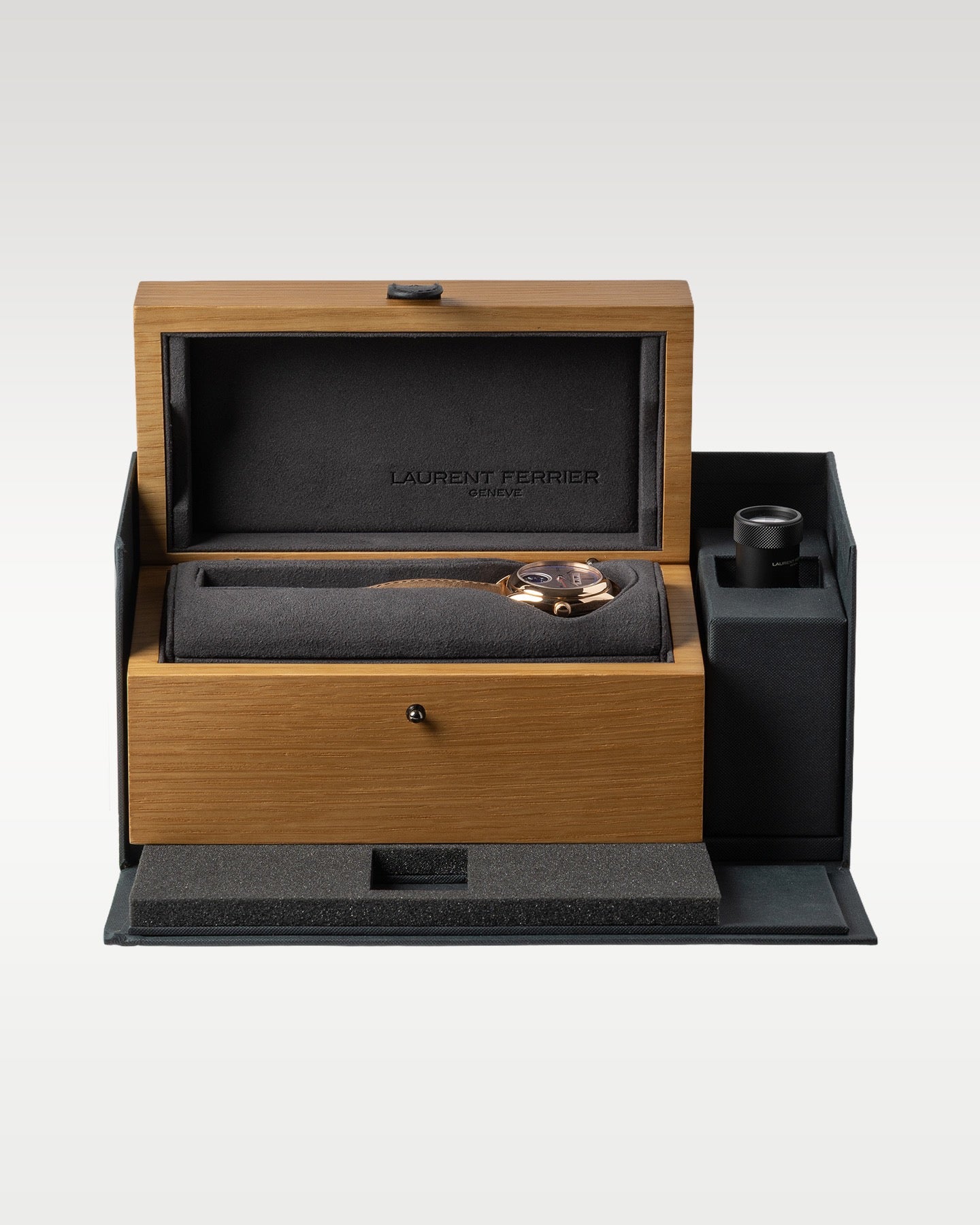Laurent Ferrier Classic Moon 40mm LC.F039.R5.G3N