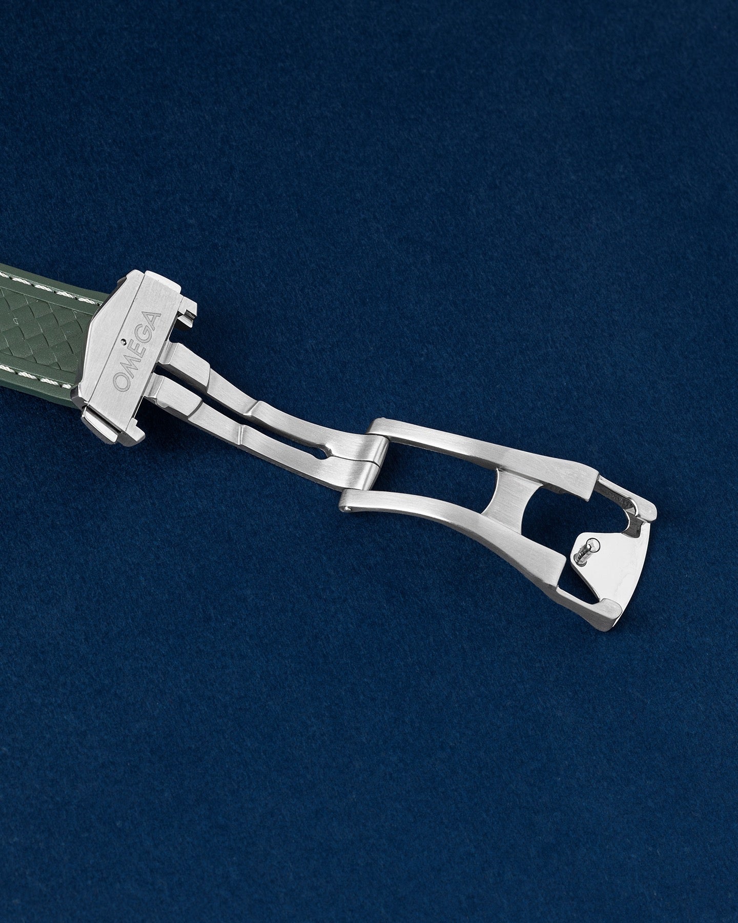 Omega Aqua Terra 150M Worldtimer 220.30.43.22.10.001