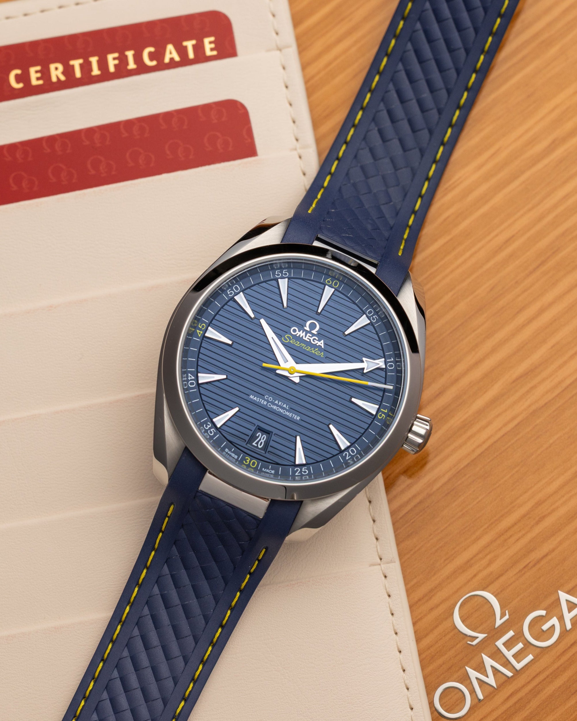 Omega Aqua Terra 220.12.41.21.03.009