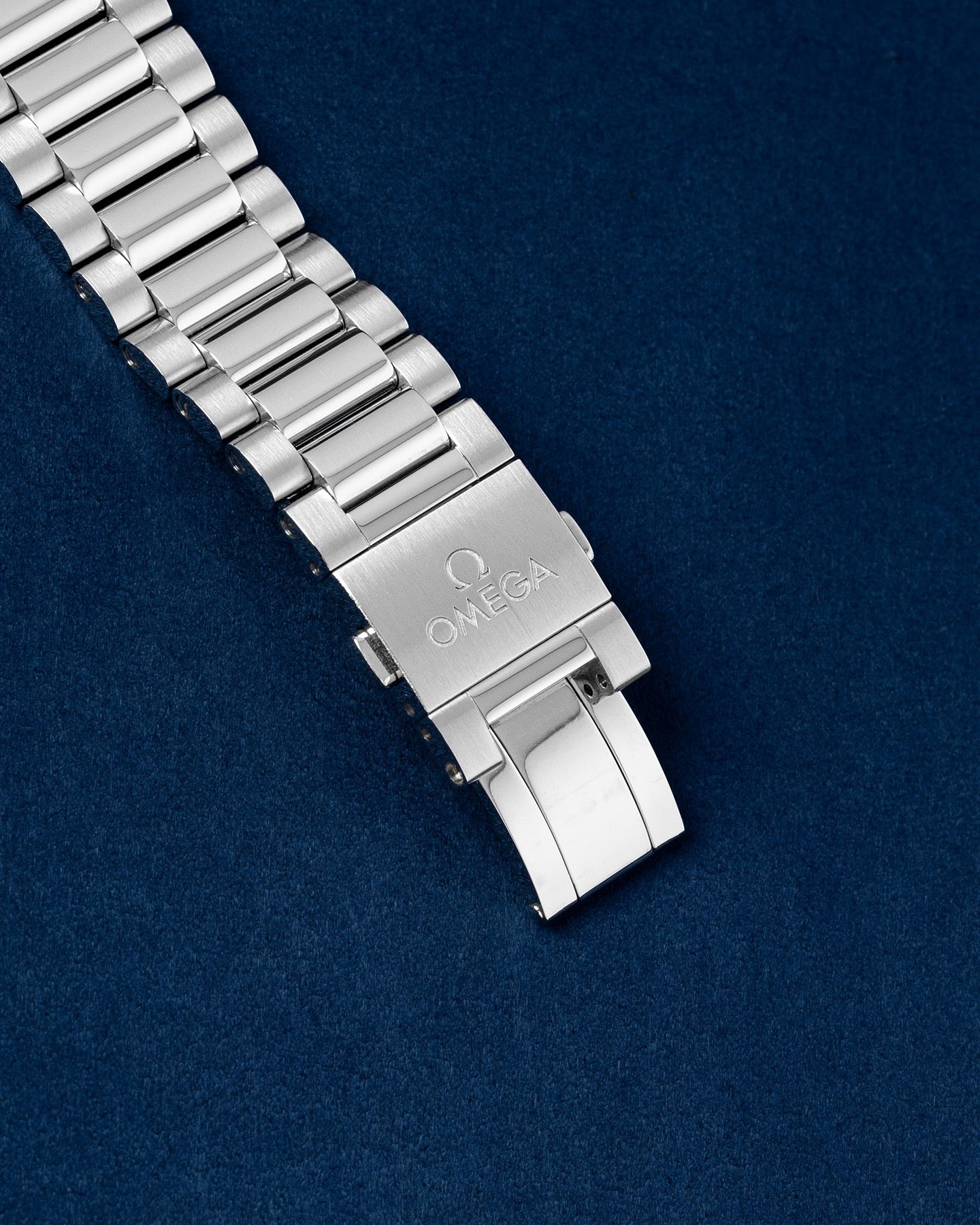 Omega Aqua Terra 22010412103006
