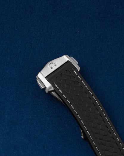 Grey Omega Aqua Terra Worldtimer 220.92.43.22.99.001 | Grand Caliber TX