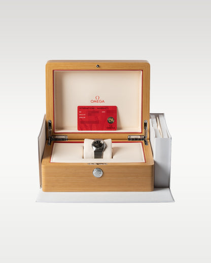 Omega Constellation Quartz Manhattan 131.10.28.60.56.001 | Grand Caliber