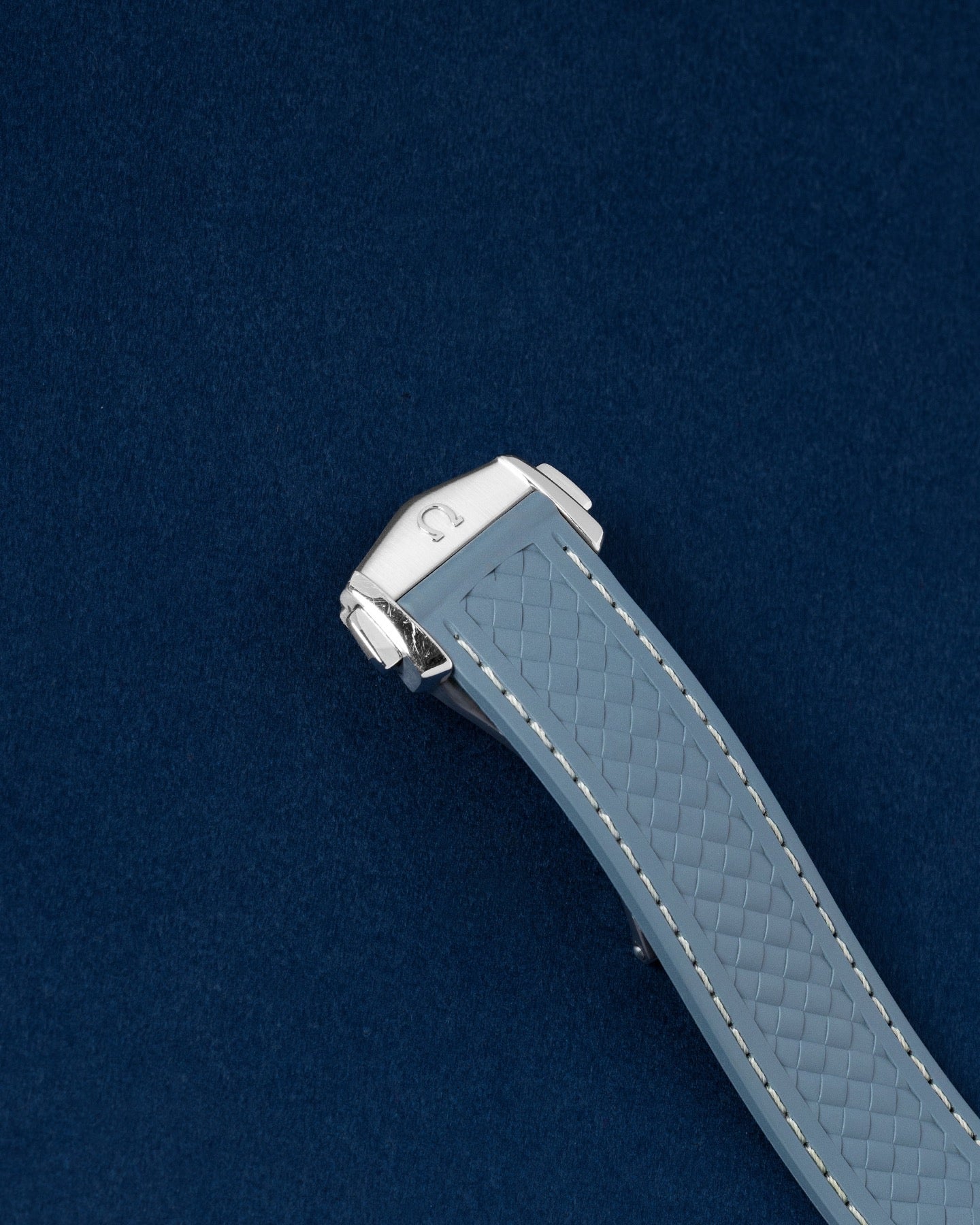 blue-grey Omega Seamaster Aqua Terra 150M 22012412103005 | Grand Caliber tx