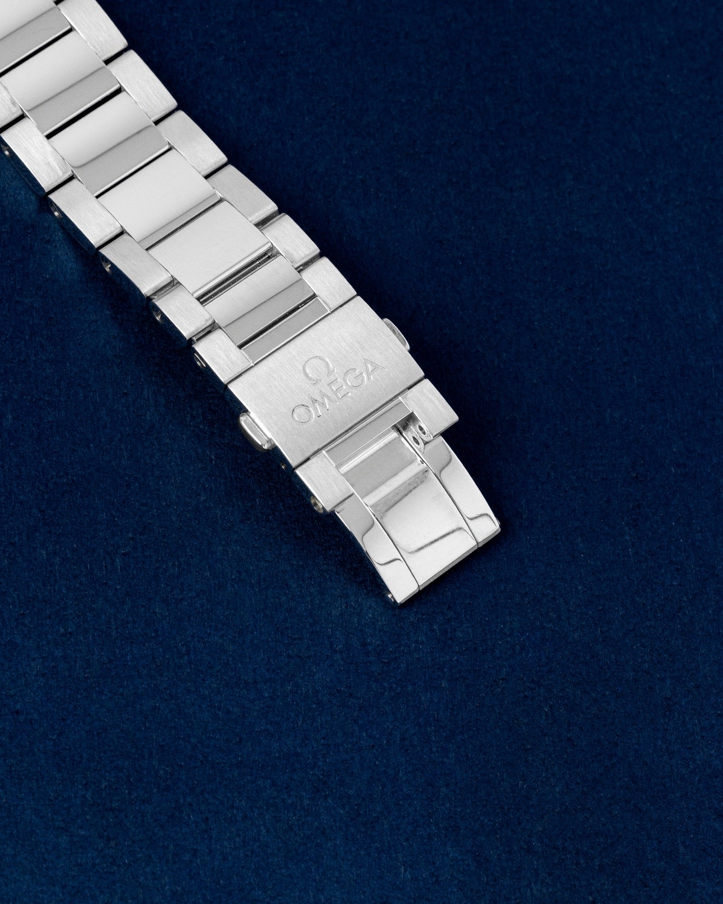 Omega Seamaster Aqua Terra Master Chronometer 220.10.38.20.01.001 | Grand Caliber Dallas, Texas