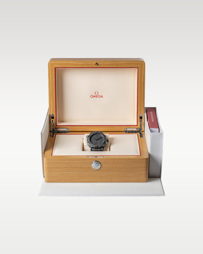 ceramic Omega Seamaster Diver Black Black 210.92.44.20.01.003 | grand caliber