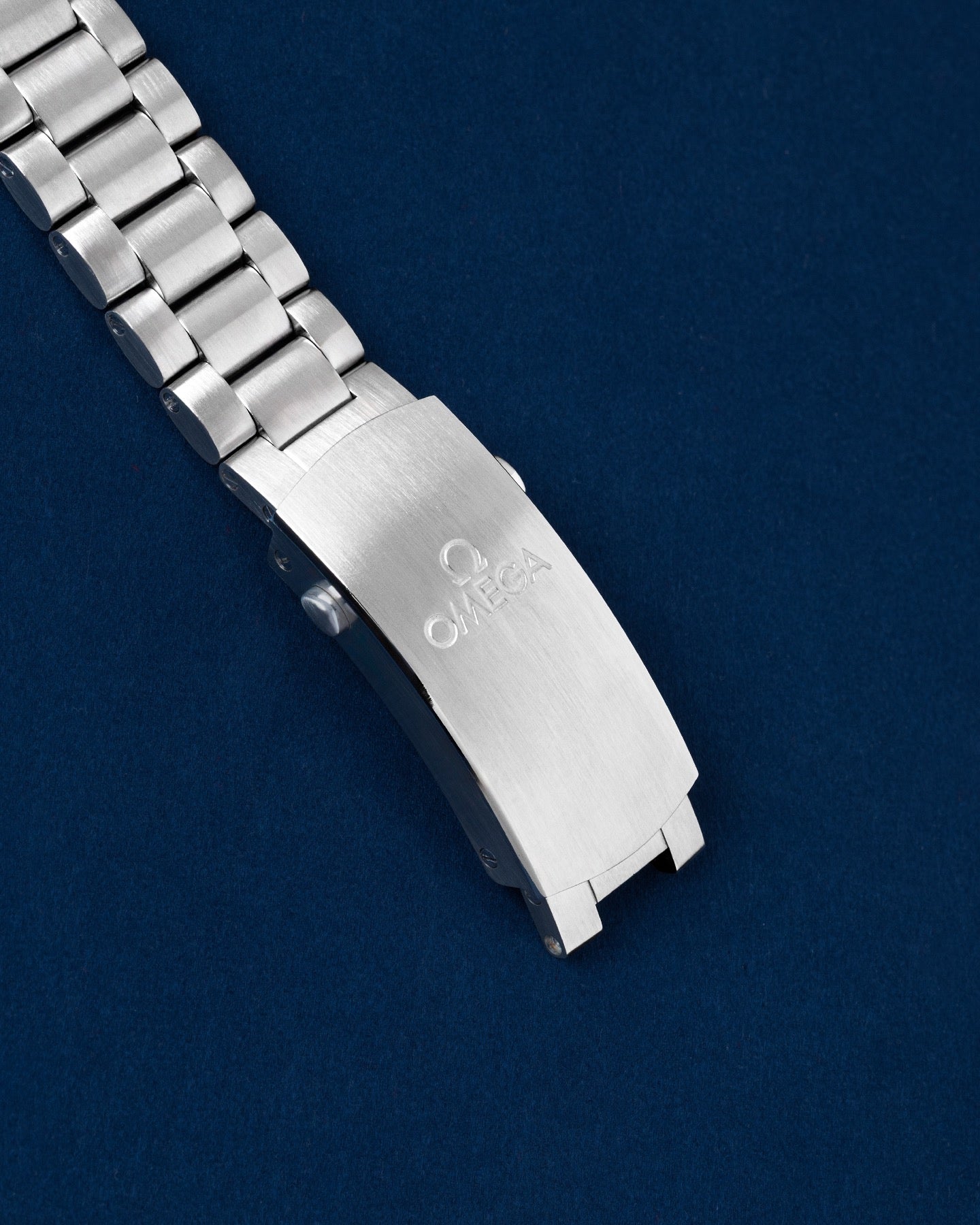 Omega Seamaster Planet Ocean 215.30.44.21.01.001