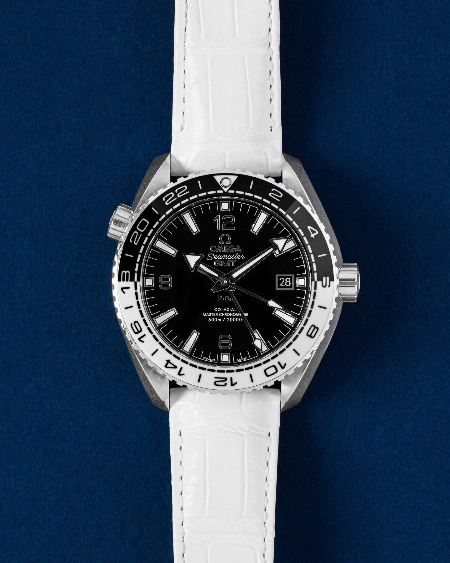 Omega Seamaster Planet Ocean 215.33.44.22.01.001