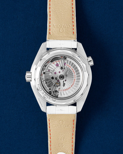 Omega Seamaster Planet Ocean 215.33.44.22.01.001