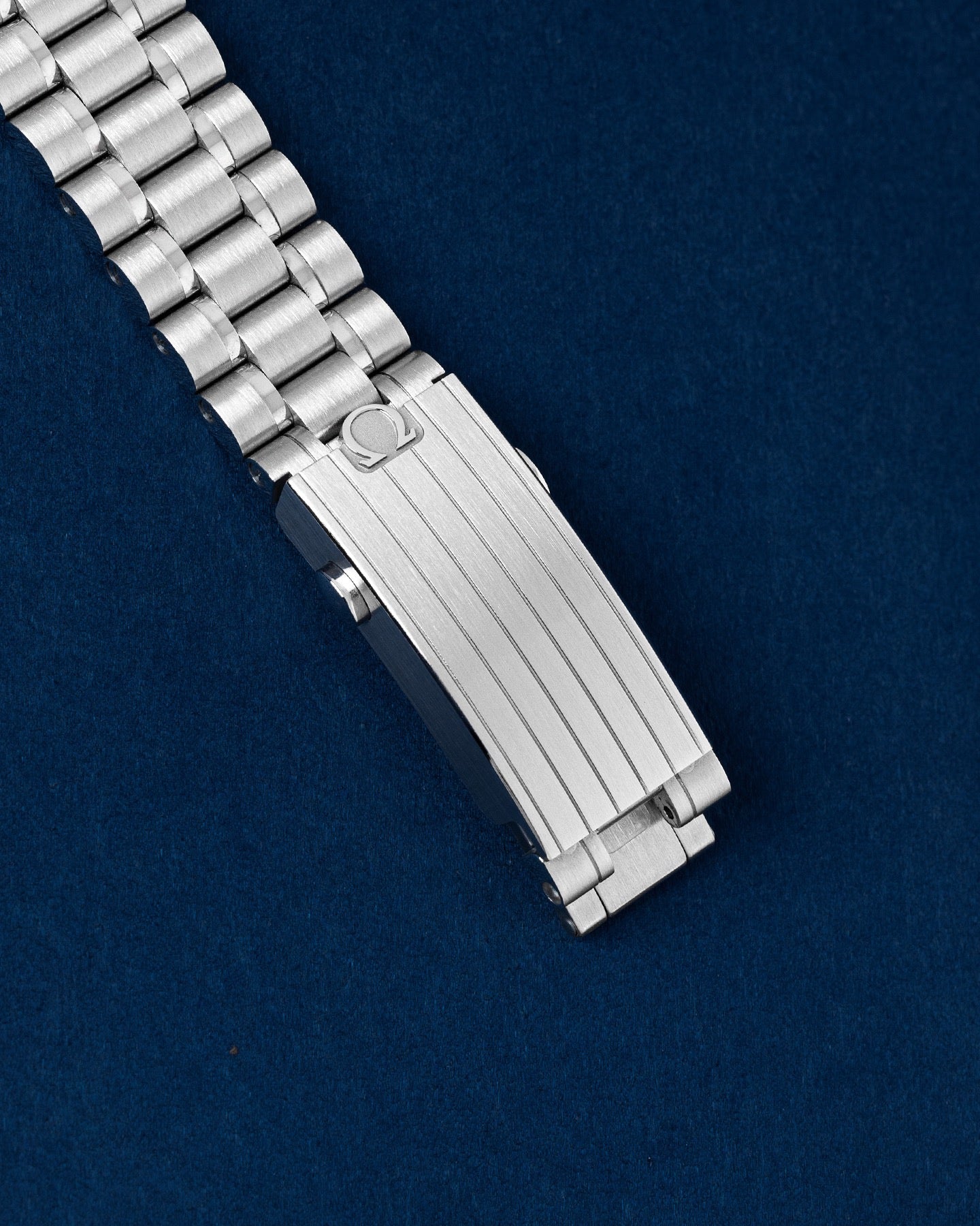 New Omega Speedmaster Moonwatch Professional White | Grand Caliber TX