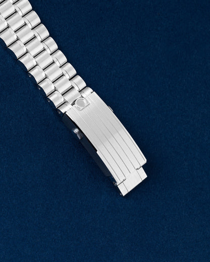 Omega Speedmaster Moonwatch Professional White 31030425004001 | Grand Caliber