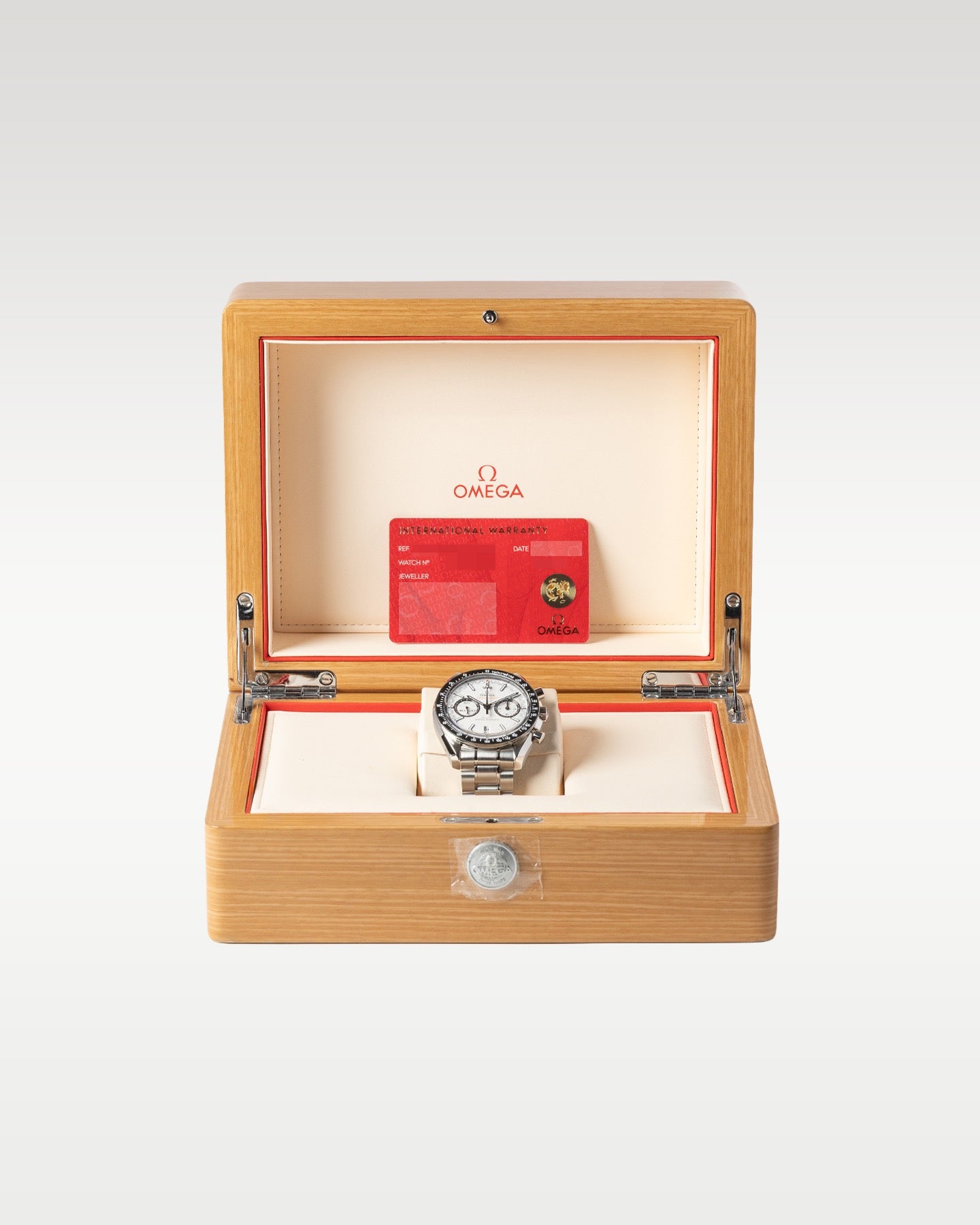 white dial Omega Speedmaster Racing 329.30.44.51.04.001 | Grand Caliber