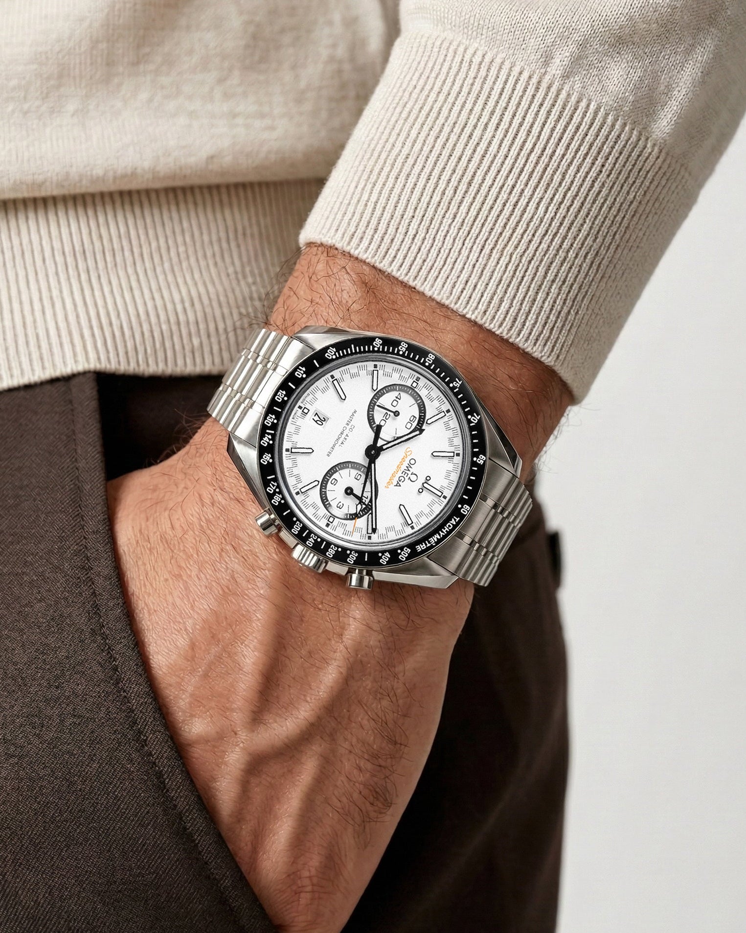 white dial Omega Speedmaster Racing 329.30.44.51.04.001 | Grand Caliber