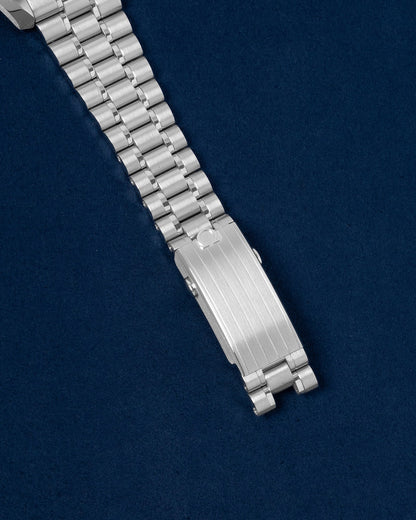 Omega Speedmaster Silver Snoopy Award 310.32.42.50.02.001 | Grand Caliber Dallas, TX