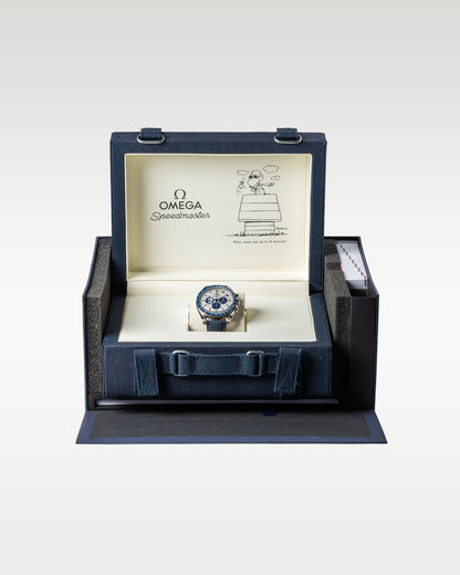 Omega Speedmaster 'Silver Snoopy Award' 310.32.42.50.02.001