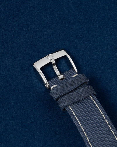 Blue Omega Speedmaster "Silver Snoopy Award" 31032425002001 | Grand Caliber