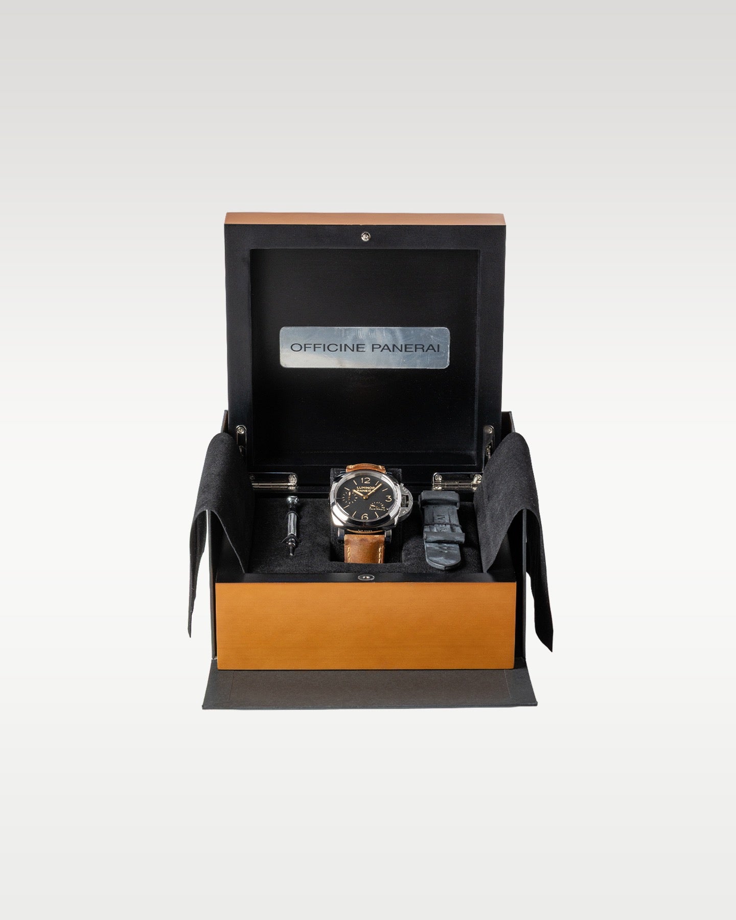 Panerai Luminor 1950 3 Days Power Reserve PAM00423 | Grand Caliber TX