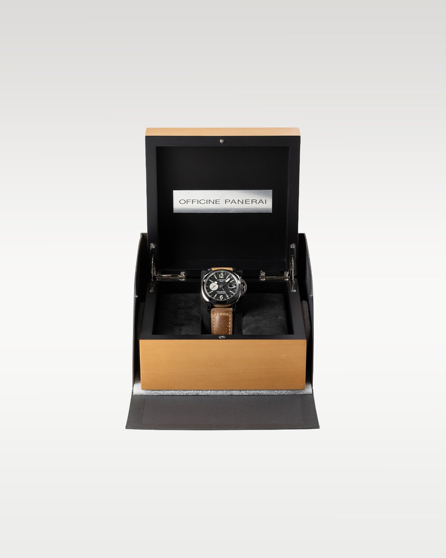 Panerai Luminor GMT Automatic Pam 01088