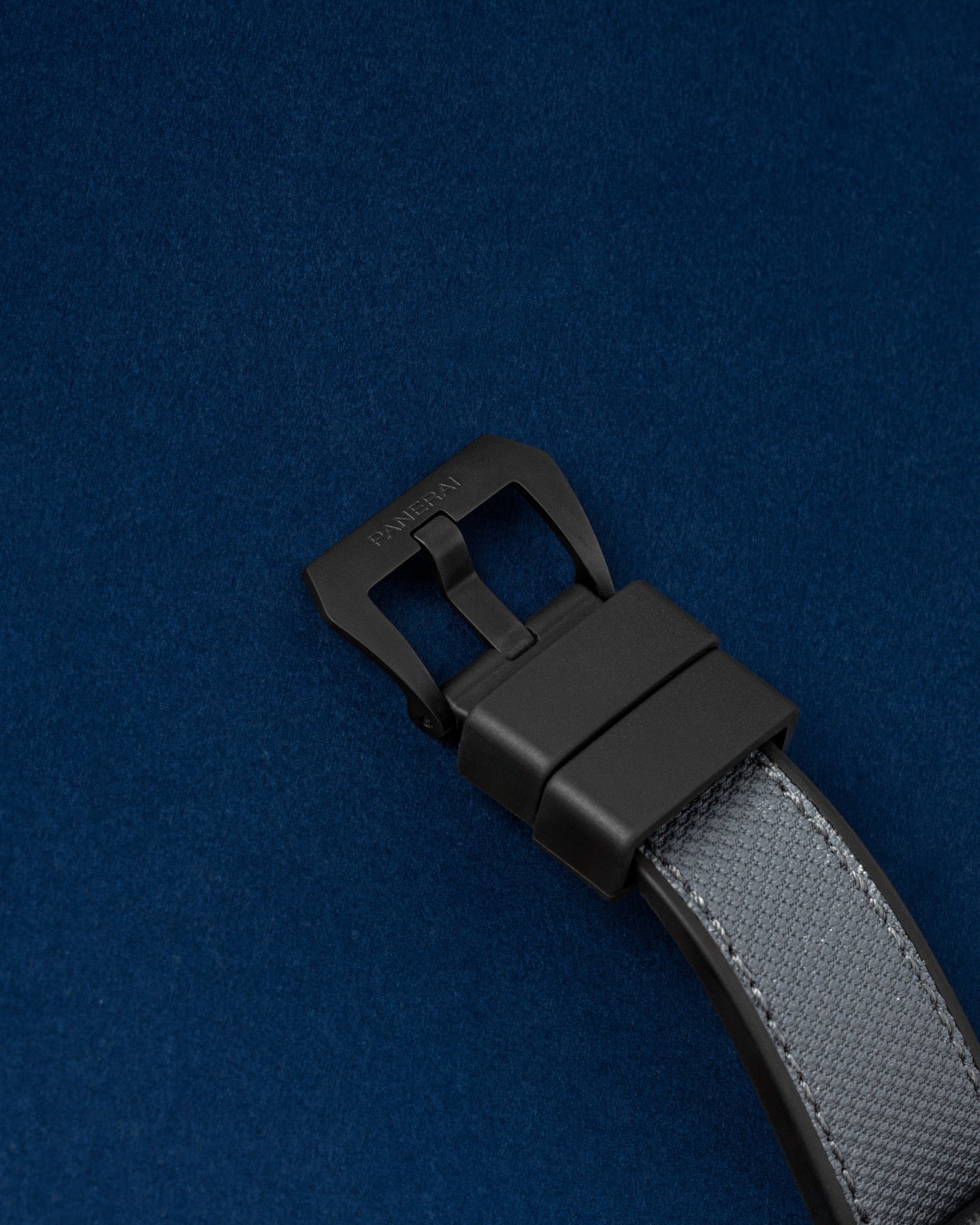 Panerai Submersible Luna Rosa Carbotech PAM01563