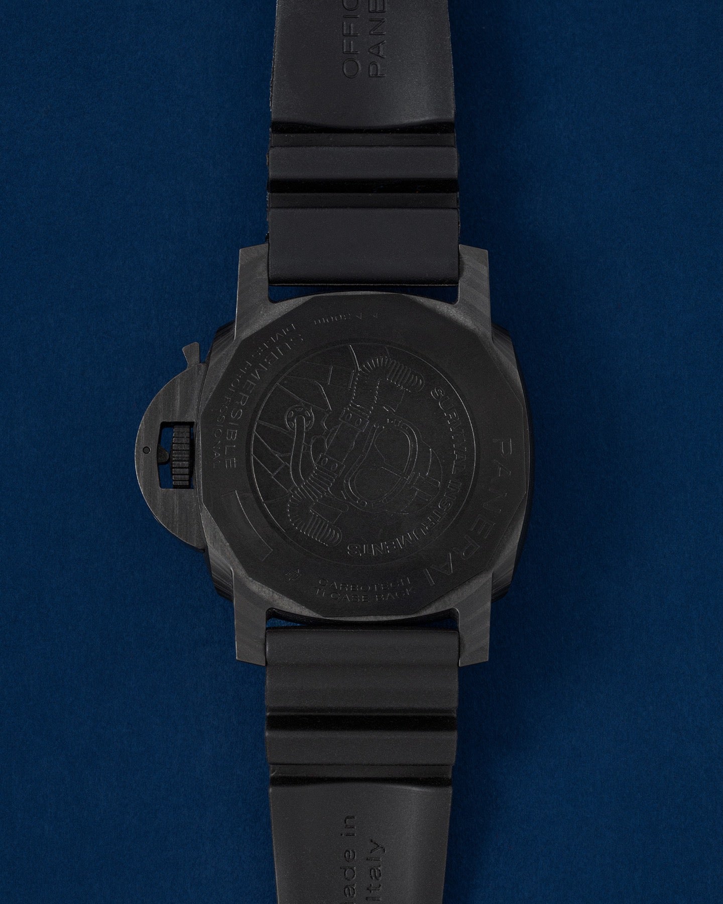 Panerai Submersible Marina Militare Carbotech PAM 02979