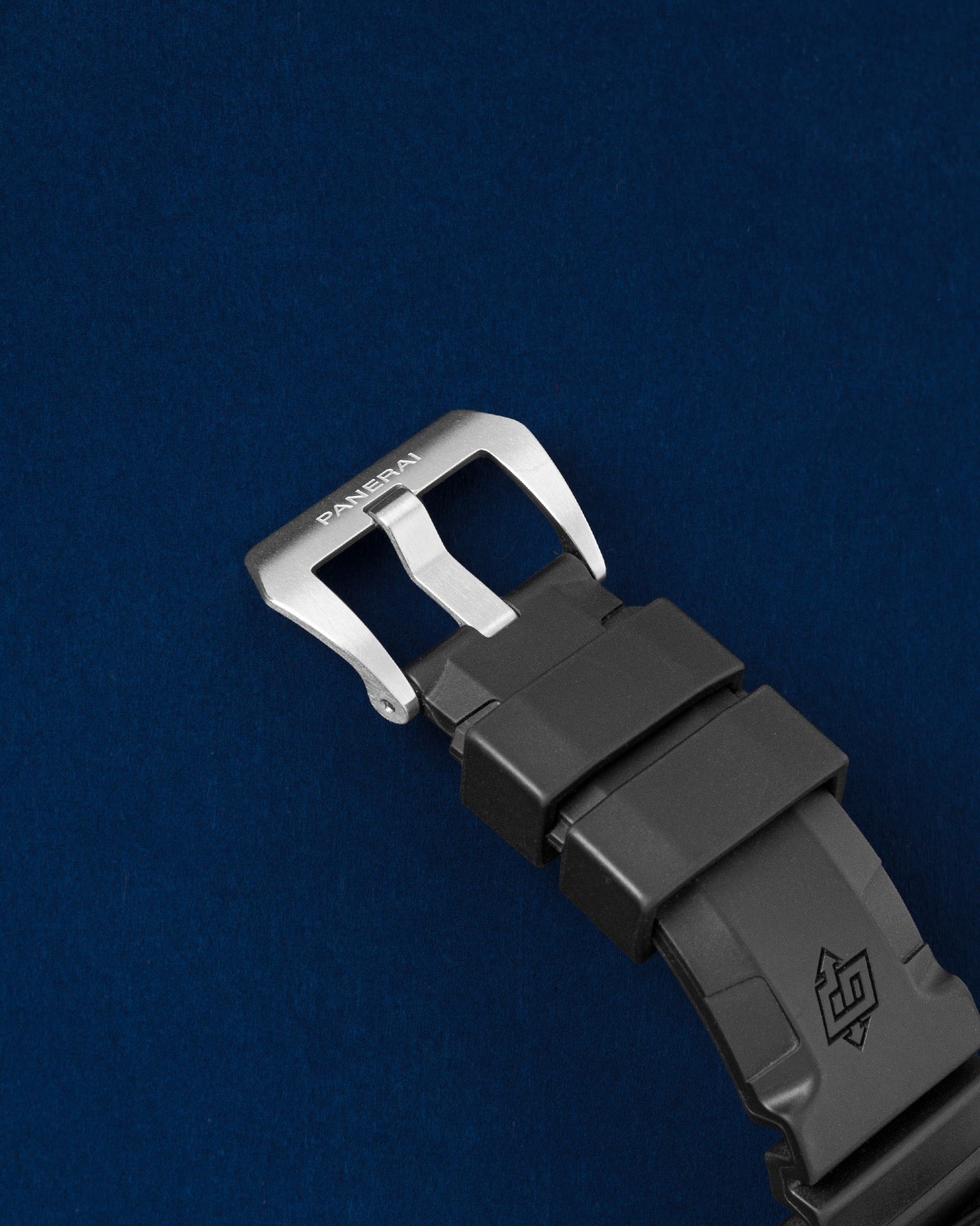 Panerai Submersible PAM 00683