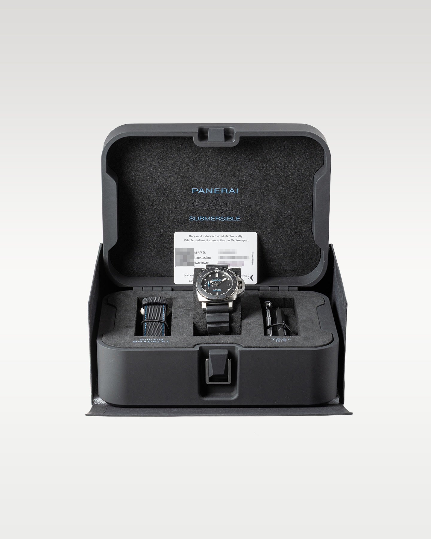 Panerai Submersible PAM 00683