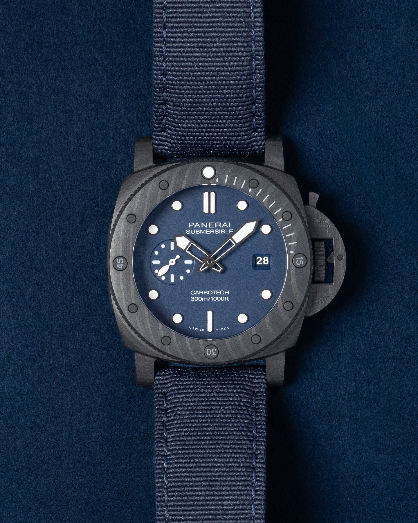 Submersible Quarantaquattro Carbotech PAM 01232 Blue Panerai Watch | Grand Caliber Dallas