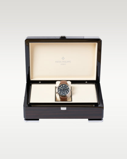 2019 White Gold Patek Philippe Calatrava Pilot Travel Time 5524G Watch | Grand Caliber