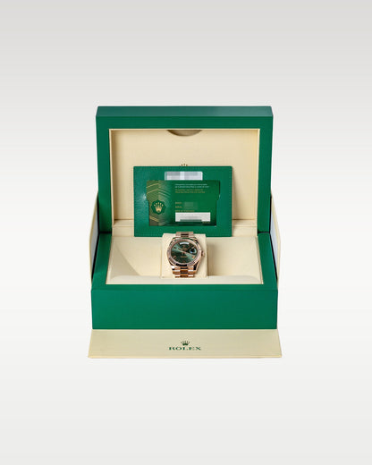 Rolex Day-Date 40 228235