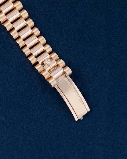 Rose Gold Sundust diamond dialRolex Day-Date II 218235 | Grand Caliber