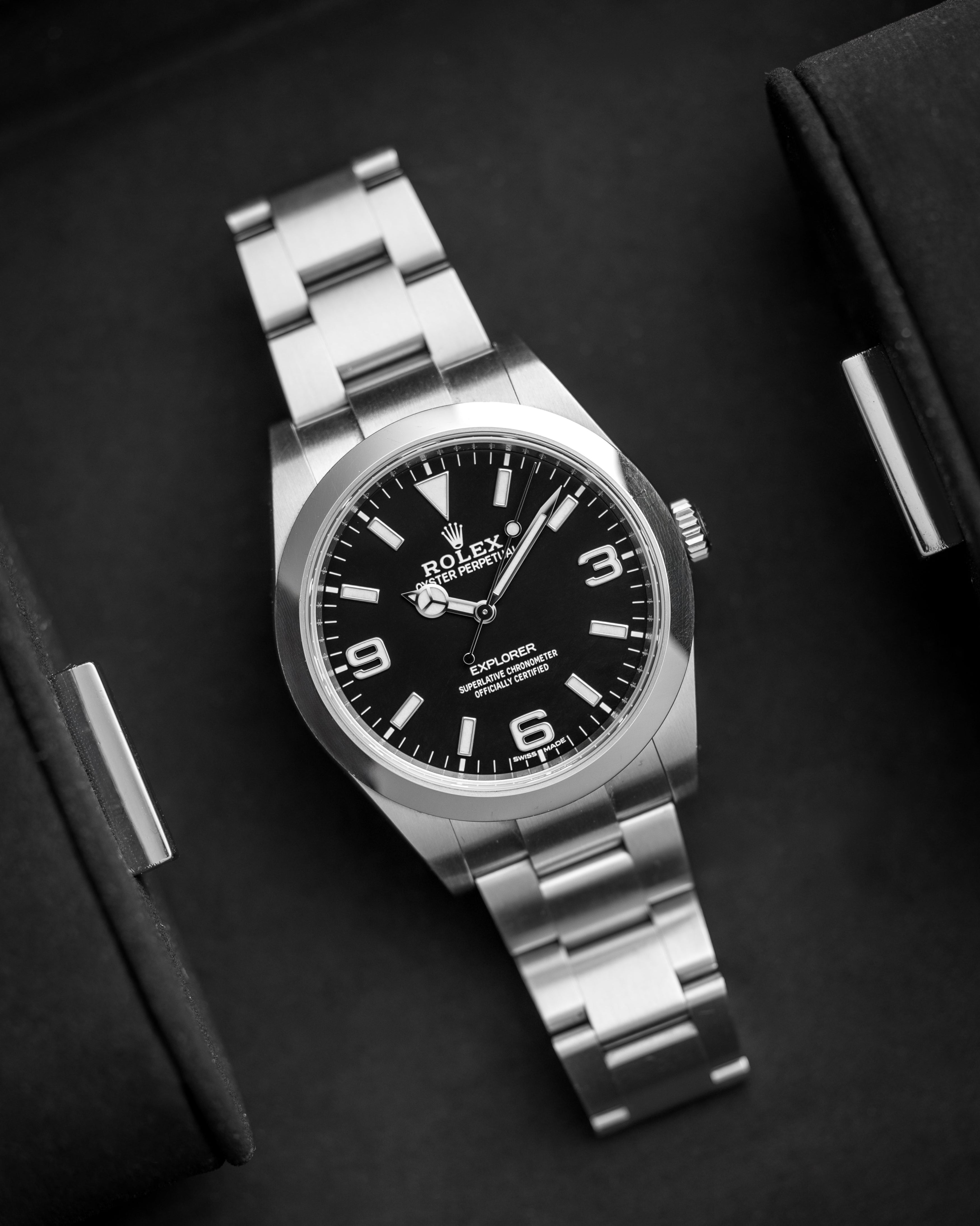 Rolex Explorer 214270