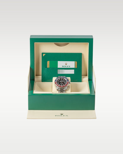 Rolex GMT-Master II 126710BLRO