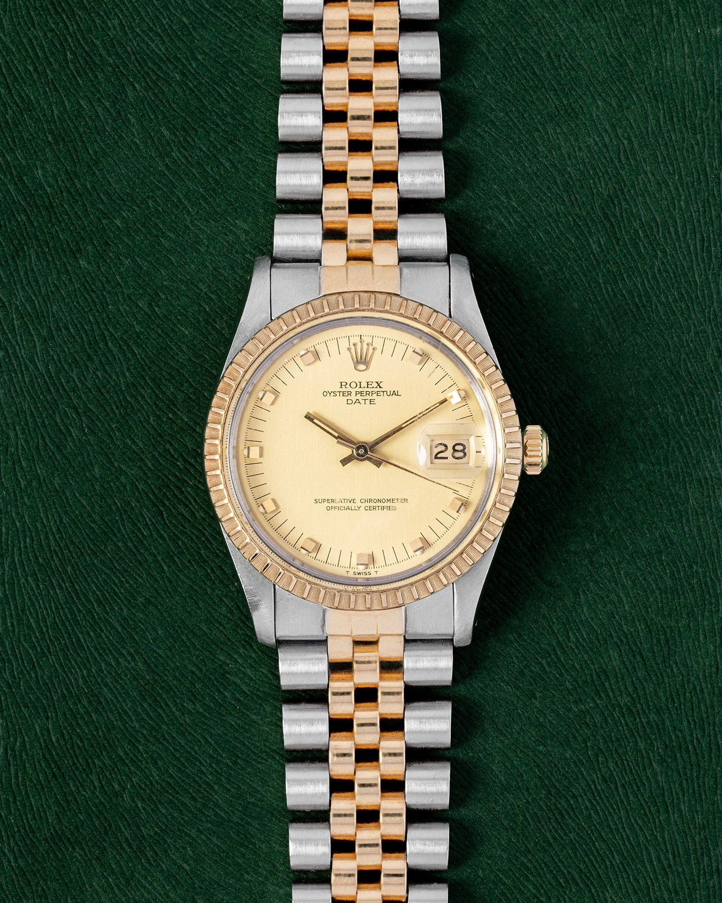 Rolex Oyster Perpetual Date 15053