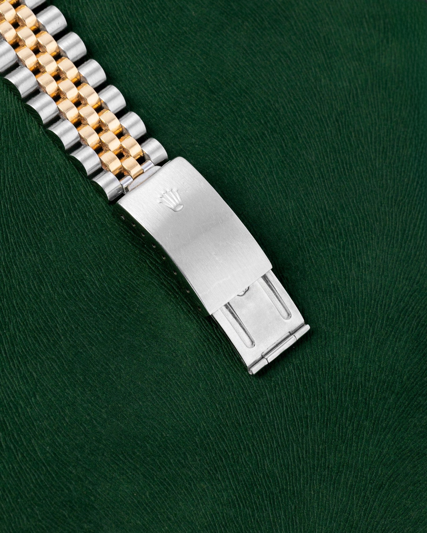 Rolex Oyster Perpetual Date 15053