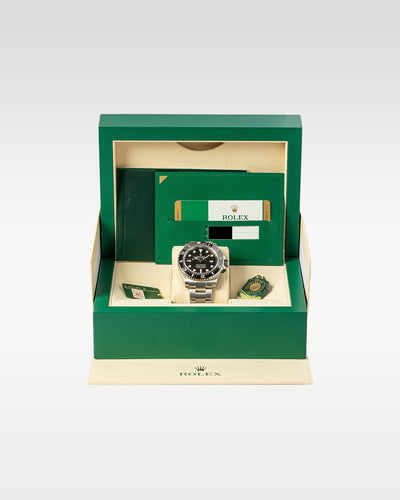 Rolex Sea Dweller 40 Black Dial 116600
