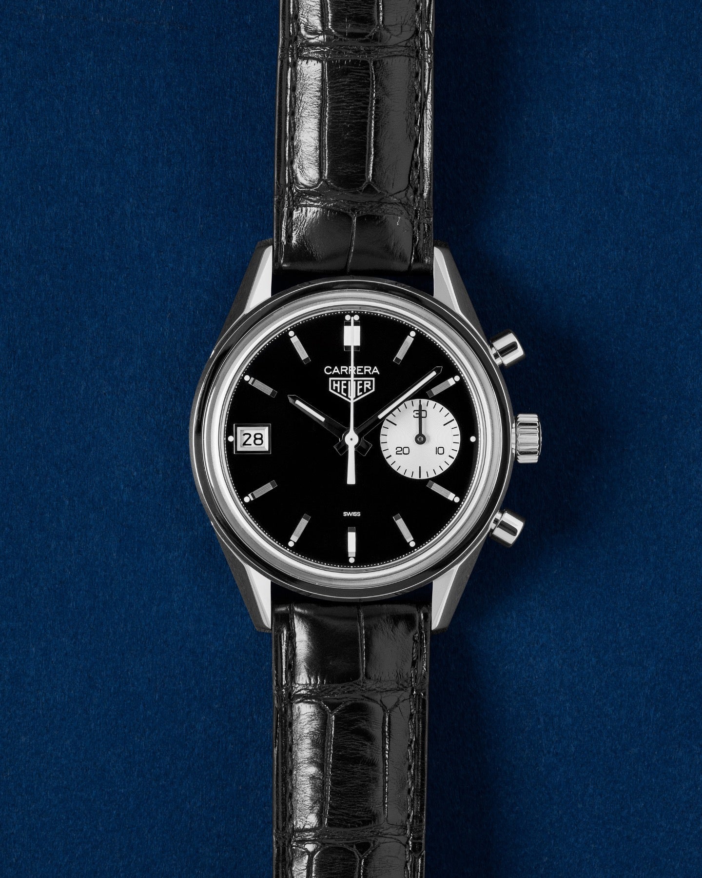 TAG Heuer x HODINKEE Carrera 'Dato 45' LE CBK221D.FC6479 | Grand Caliber