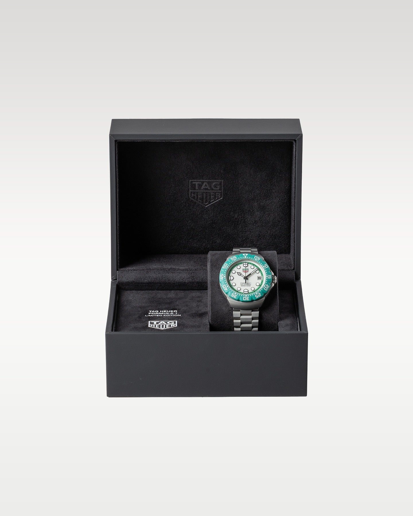 TAG Heuer Formula 1 Solargraph WBY1113